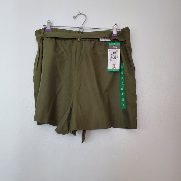 Dalia Women's Size XL Olive Linen Blend Elastic Back Waist Shorts Front Pockets - Picture 9 of 11